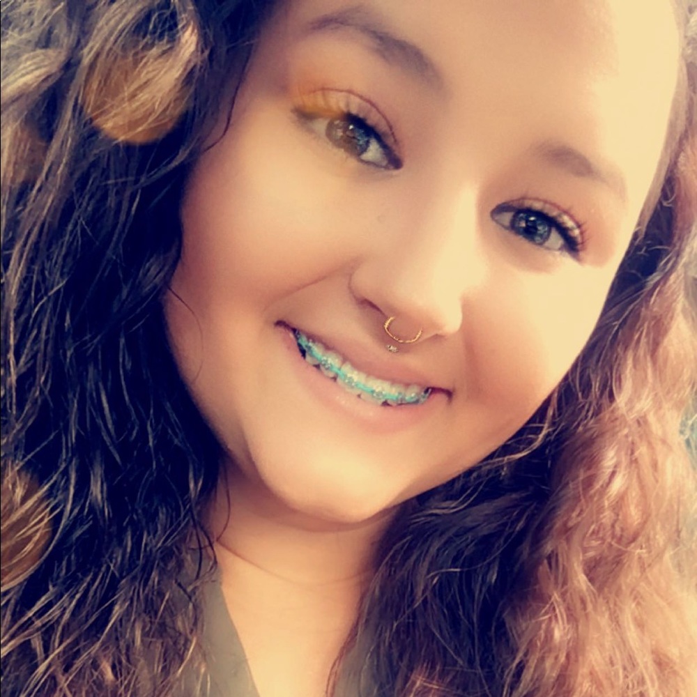 Meet your Posher, Haley